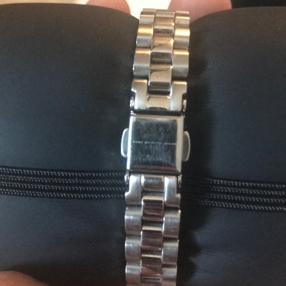 Marc Jacobs Watch - Picture 5 of 5